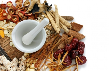Cách đặt biển hiệu phòng khám chẩn trị y học cổ truyền
